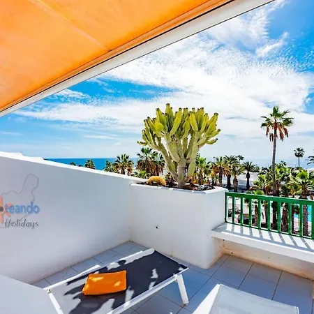 Apartment Atico La Deliziosa Vivienda Vacational With Sea View