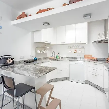 Atico La Deliziosa Vivienda Vacational With Sea View Apartment Costa Teguise